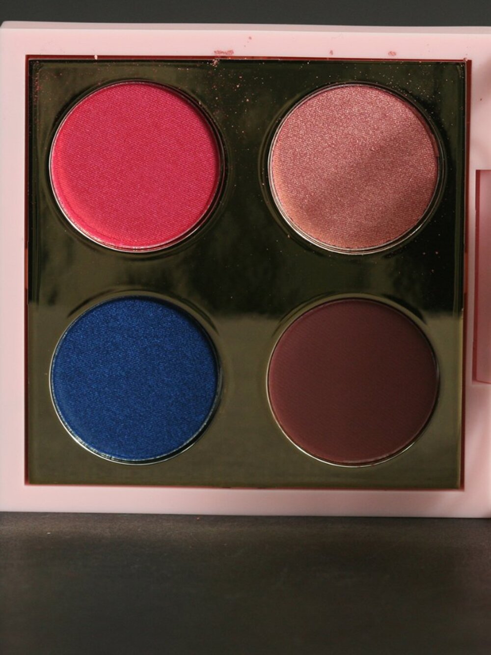 NEW MAC Play With Me Eyeshadow Quad